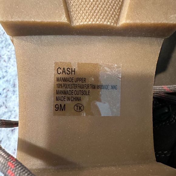 Last One! Woman’s Olive Nubuck Boot. Size 9 - Picture 7 of 11